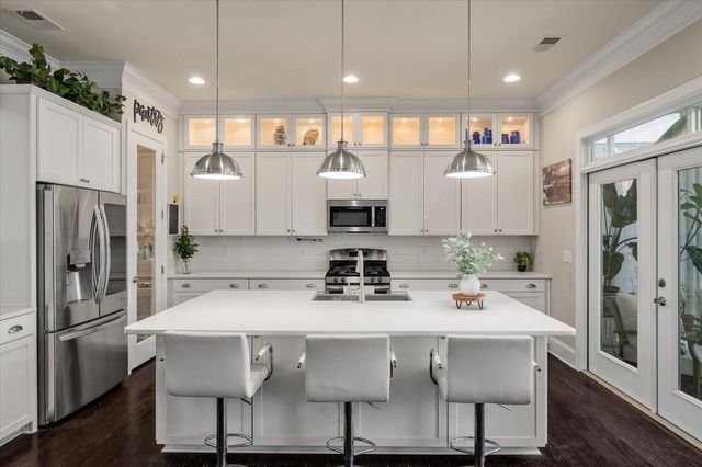 104 Ashley Bluffs Road, Summerville, SC 29485