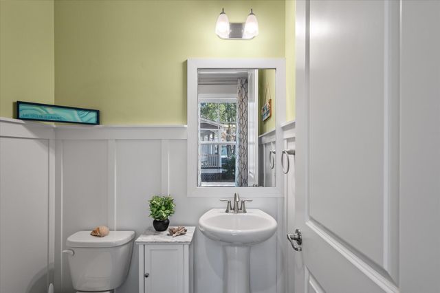 104 Ashley Bluffs Road, Summerville, SC 29485