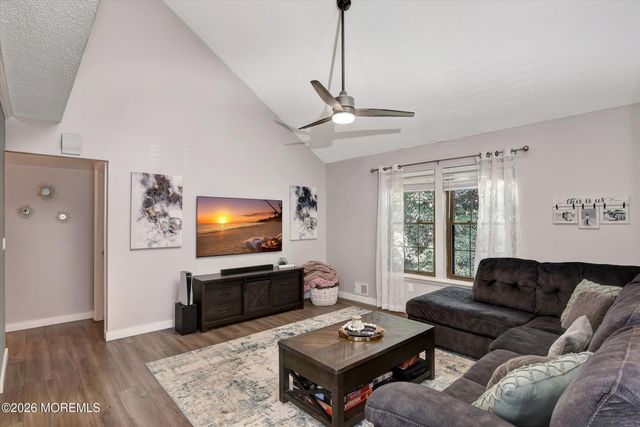 116 Azalea Circle, Jackson, NJ 08527