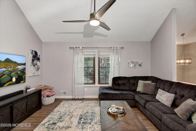 116 Azalea Circle, Jackson, NJ 08527