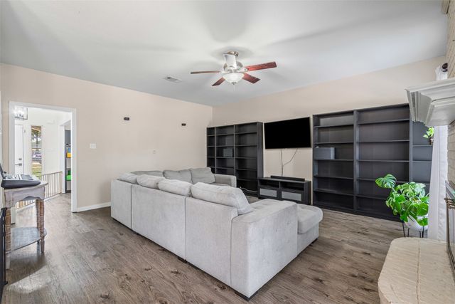 3403 Pimlico Drive, Arlington, TX 76017