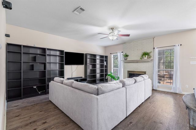 3403 Pimlico Drive, Arlington, TX 76017