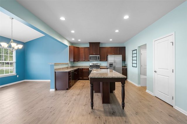 407 Isabella Ct, Jackson Twp, PA 16063