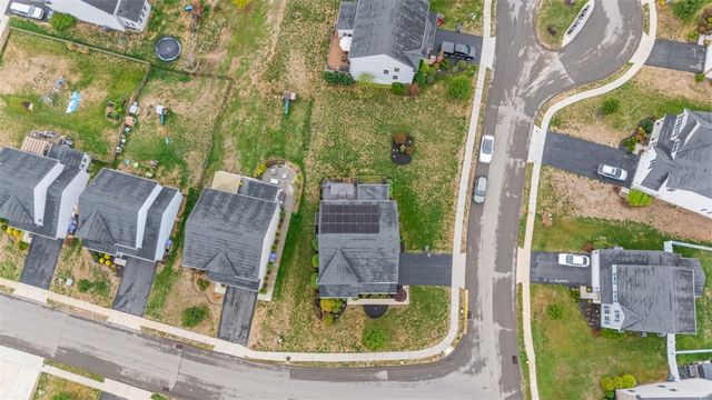 407 Isabella Ct, Jackson Twp, PA 16063