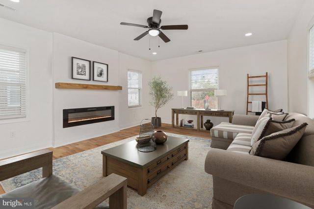 602 S HAMMONDS FERRY RD, Linthicum Heights, MD 21090