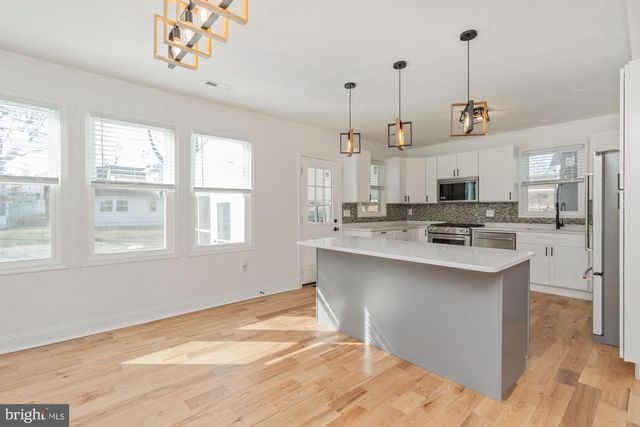 602 S HAMMONDS FERRY RD, Linthicum Heights, MD 21090