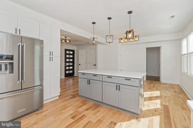 602 S HAMMONDS FERRY RD, Linthicum Heights, MD 21090