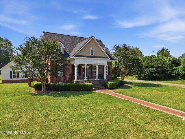 3295 Daniel Drive, Farmville, NC 27828
