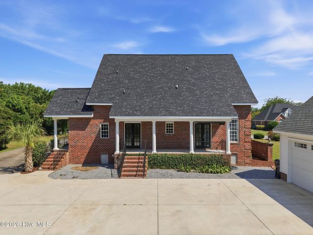 3295 Daniel Drive, Farmville, NC 27828
