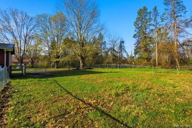 32 Heinsman Lane, Wallkill, NY 12589