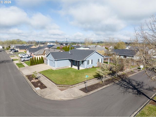 6023 MONDAVI Ln, Eugene, OR 97402