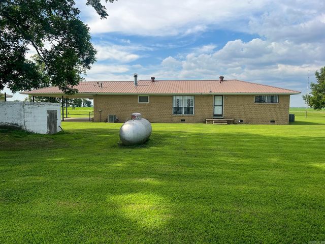 560 E State Street, Caraway, AR 72419