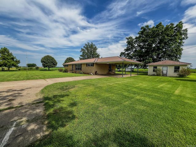 560 E State Street, Caraway, AR 72419