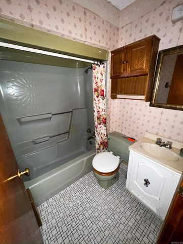 560 E State Street, Caraway, AR 72419