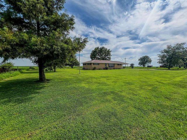 560 E State Street, Caraway, AR 72419