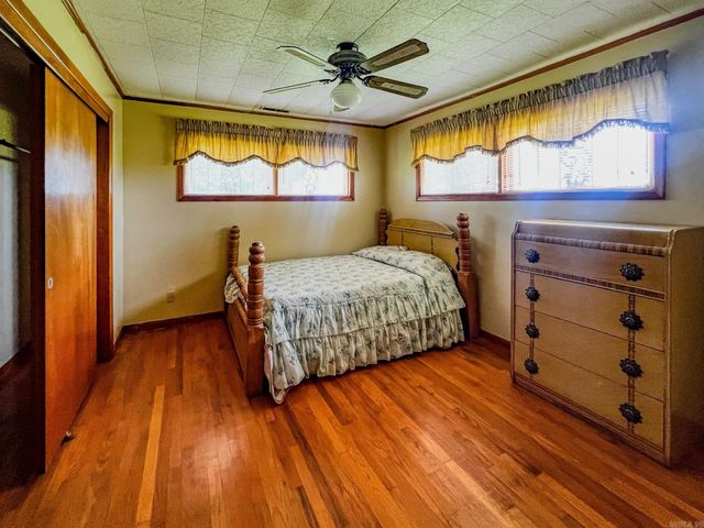 560 E State Street, Caraway, AR 72419