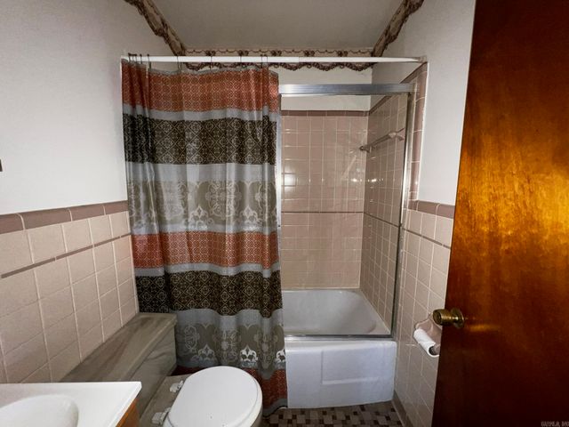 560 E State Street, Caraway, AR 72419