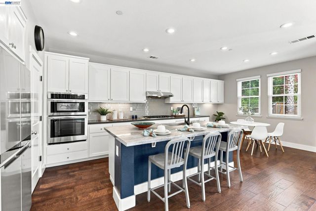 2491 Decker Ln, Livermore, CA 94550