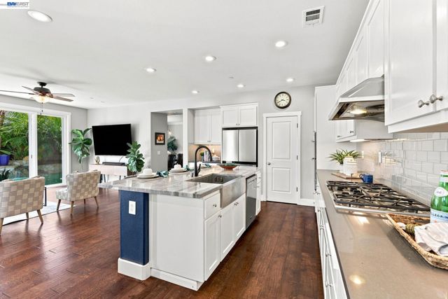 2491 Decker Ln, Livermore, CA 94550