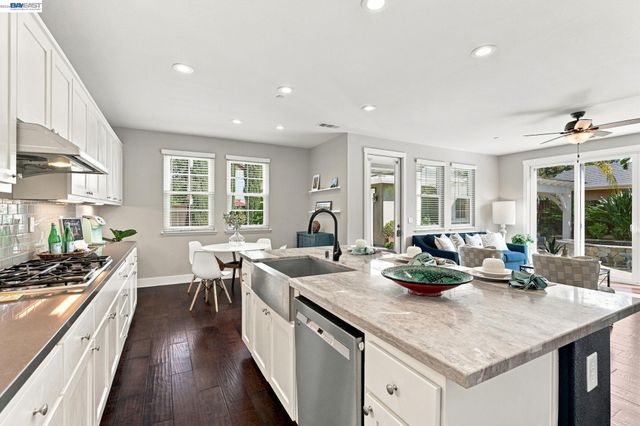 2491 Decker Ln, Livermore, CA 94550