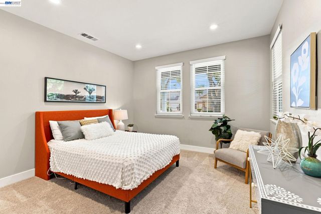 2491 Decker Ln, Livermore, CA 94550