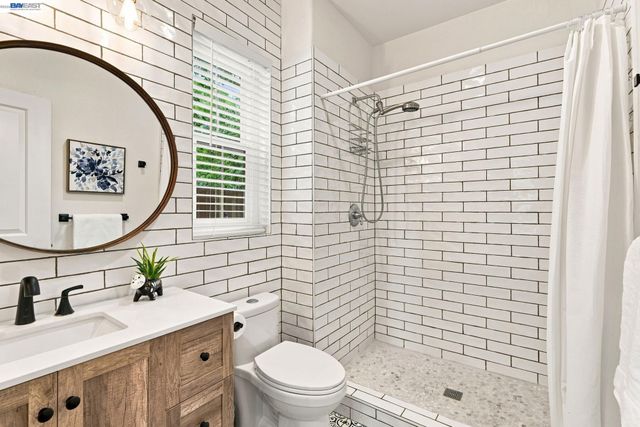 2491 Decker Ln, Livermore, CA 94550
