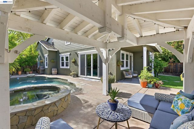 2491 Decker Ln, Livermore, CA 94550