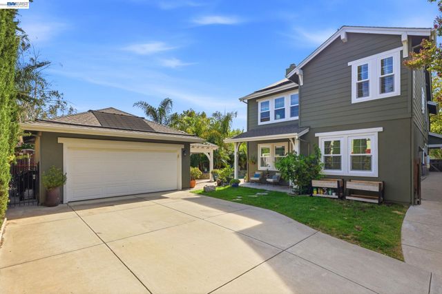 2491 Decker Ln, Livermore, CA 94550