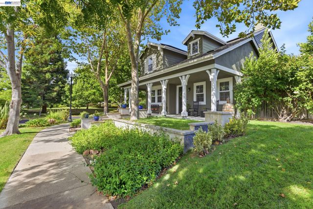 2491 Decker Ln, Livermore, CA 94550