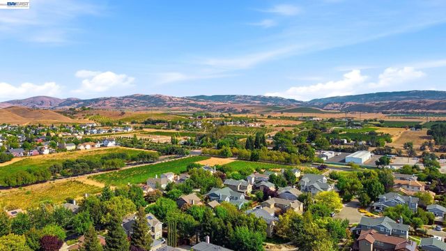 2491 Decker Ln, Livermore, CA 94550