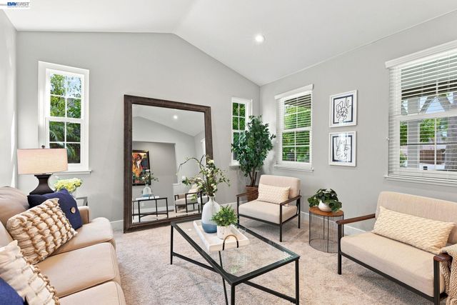 2491 Decker Ln, Livermore, CA 94550