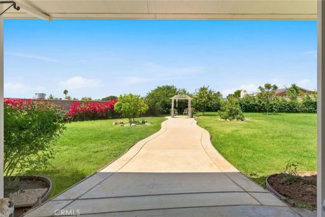 8326 Saddle Creek Drive, Jurupa Valley, CA 92509