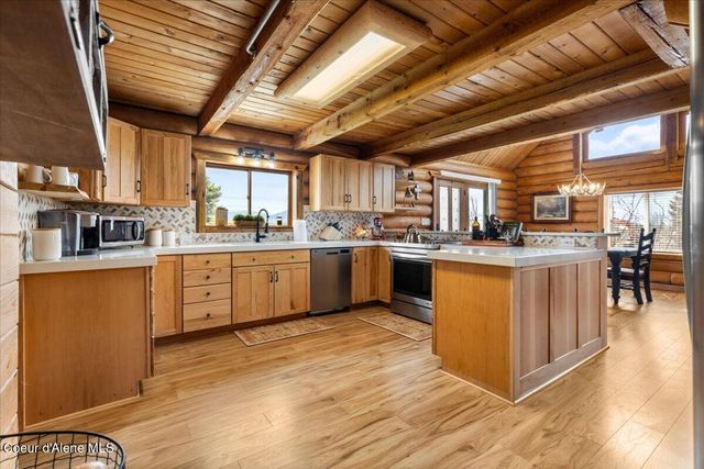 2128 E Shoshone Ave, Athol, ID 83801