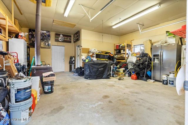 2128 E Shoshone Ave, Athol, ID 83801
