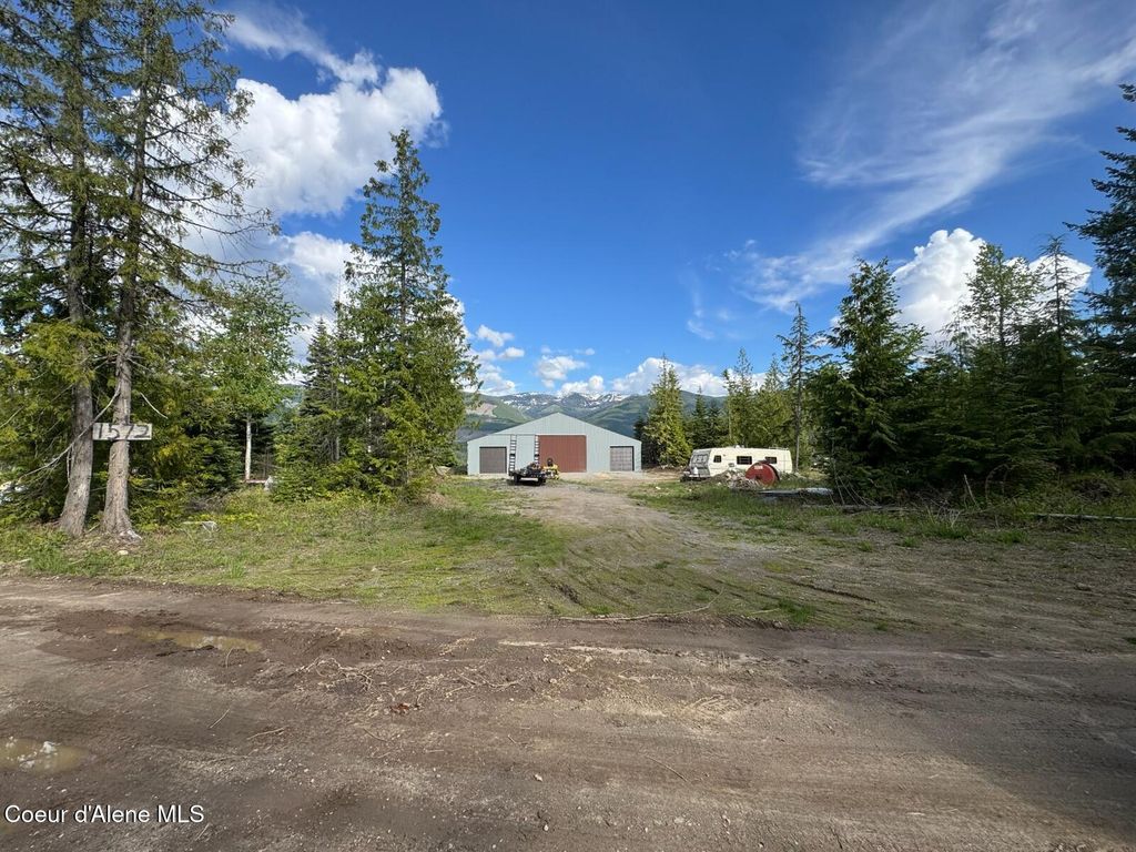 1572 Cohage Rd, Sandpoint, ID 83864