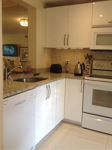 2265 SW 15th Street 165, Deerfield Beach, FL 33442