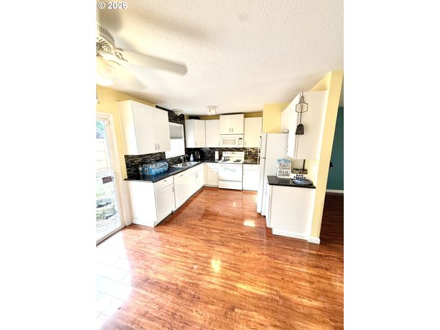 8605 Ne 94TH Ave, Vancouver, WA 98662