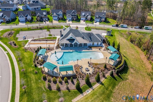 6231 Sheehan Xing, Moseley, VA 23120