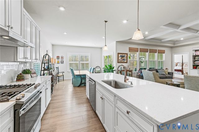 6231 Sheehan Xing, Moseley, VA 23120