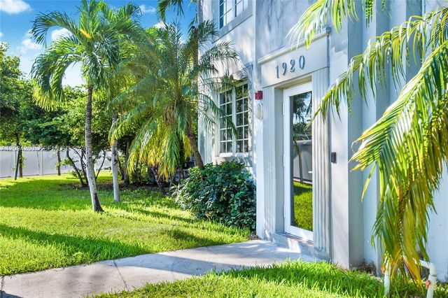 1920 Michigan Avenue 2, Miami Beach, FL 33139