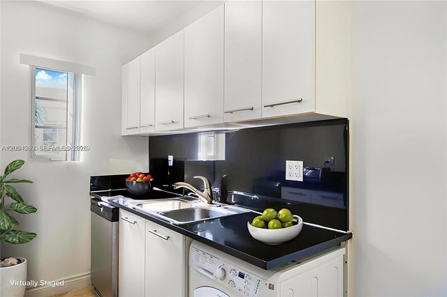 1920 Michigan Avenue 2, Miami Beach, FL 33139