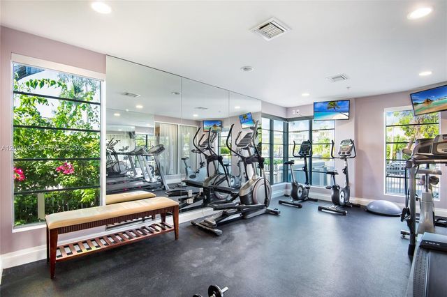 1920 Michigan Avenue 2, Miami Beach, FL 33139