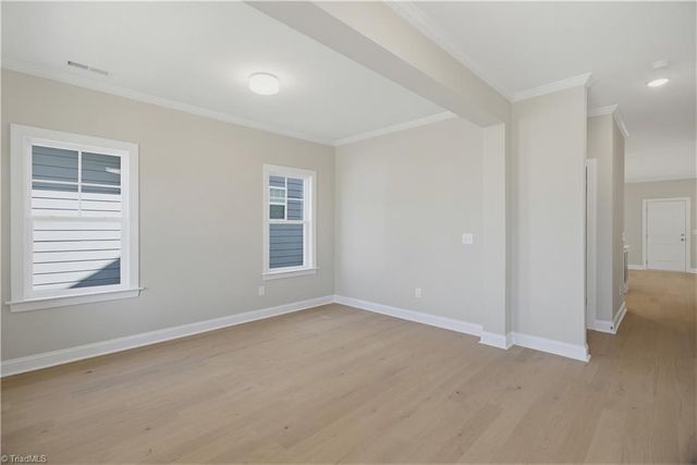 1639 Cross Village Avenue, Kernersville, NC 28284
