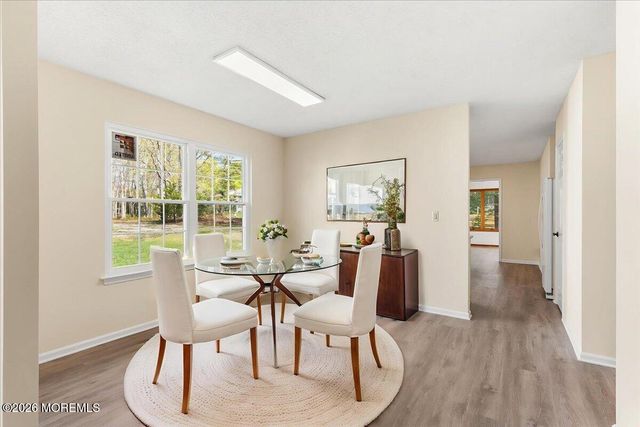 14 Bellwood Court, Barnegat, NJ 08005