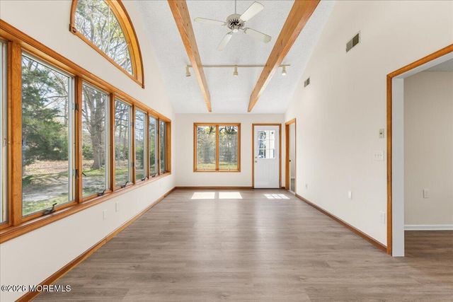 14 Bellwood Court, Barnegat, NJ 08005