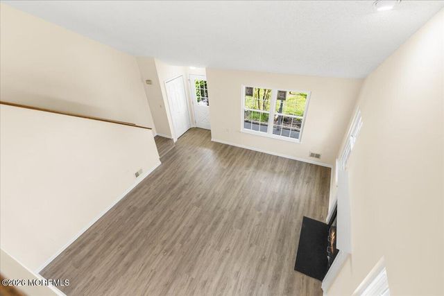 14 Bellwood Court, Barnegat, NJ 08005