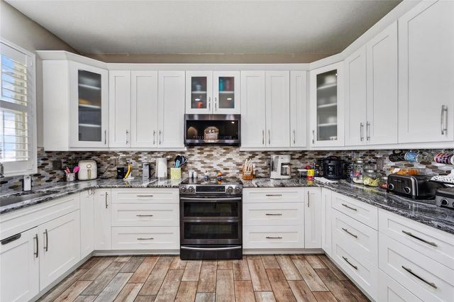 11405 VILLAGE BROOK DRIVE, Riverview, FL 33579