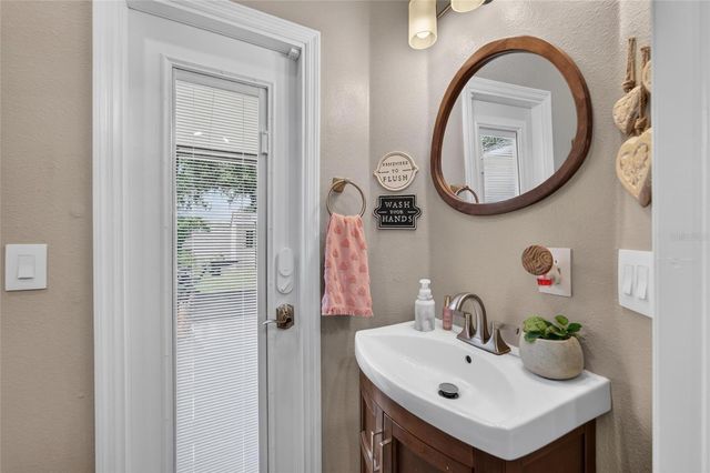 11405 VILLAGE BROOK DRIVE, Riverview, FL 33579