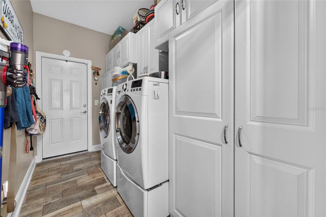 11405 VILLAGE BROOK DRIVE, Riverview, FL 33579