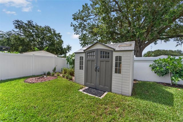 11405 VILLAGE BROOK DRIVE, Riverview, FL 33579